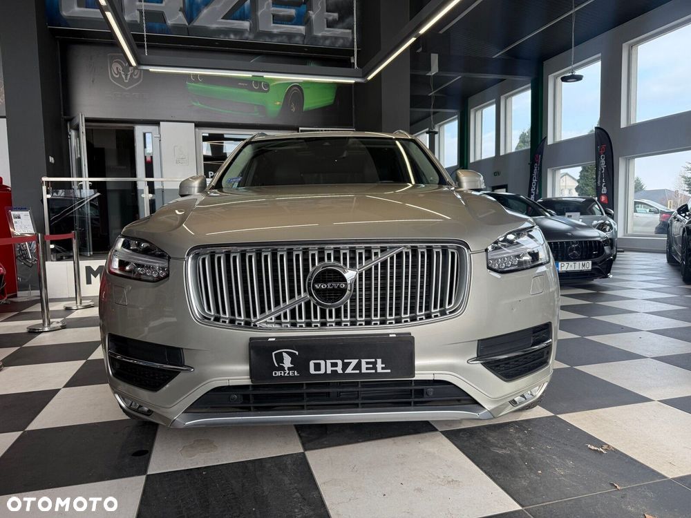 Volvo XC 90 - 2