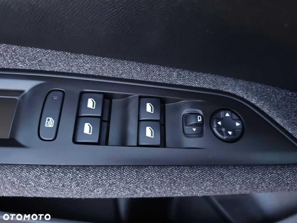 Peugeot 3008 BlueHDi 120 Stop & Start Active - 26