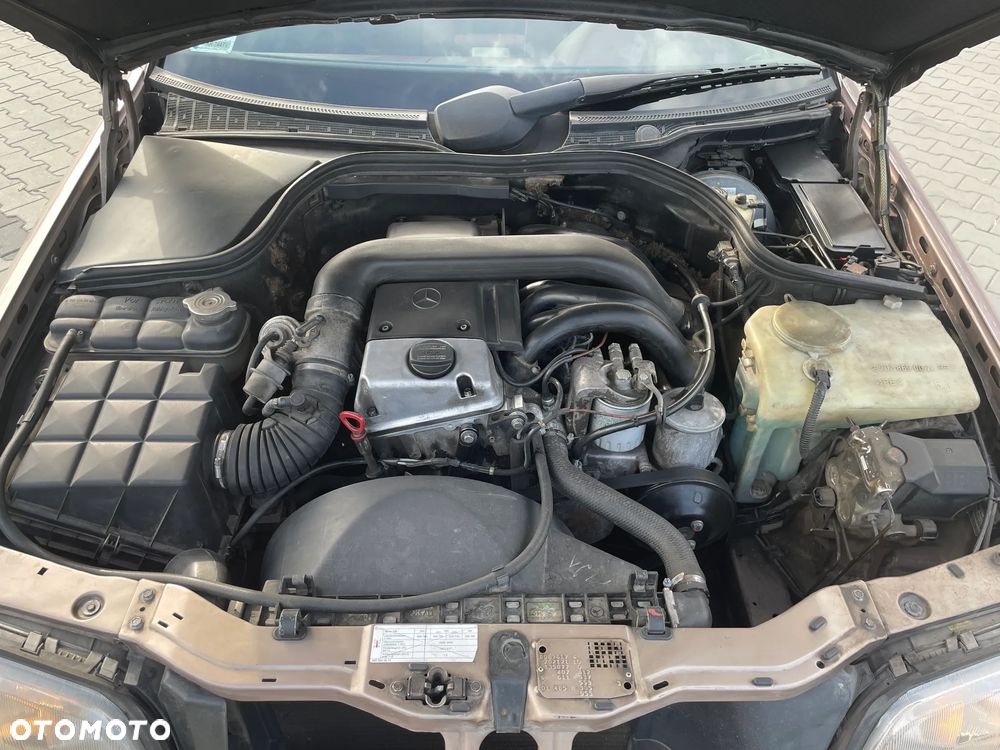 Mercedes-Benz Klasa C 220 D Elegance - 8