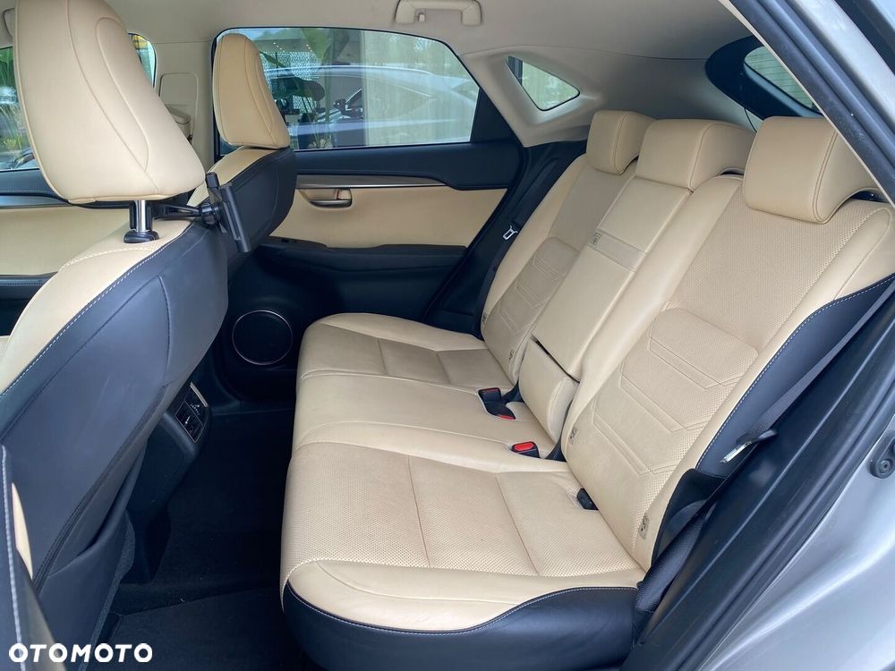Lexus NX 200t Comfort AWD - 6