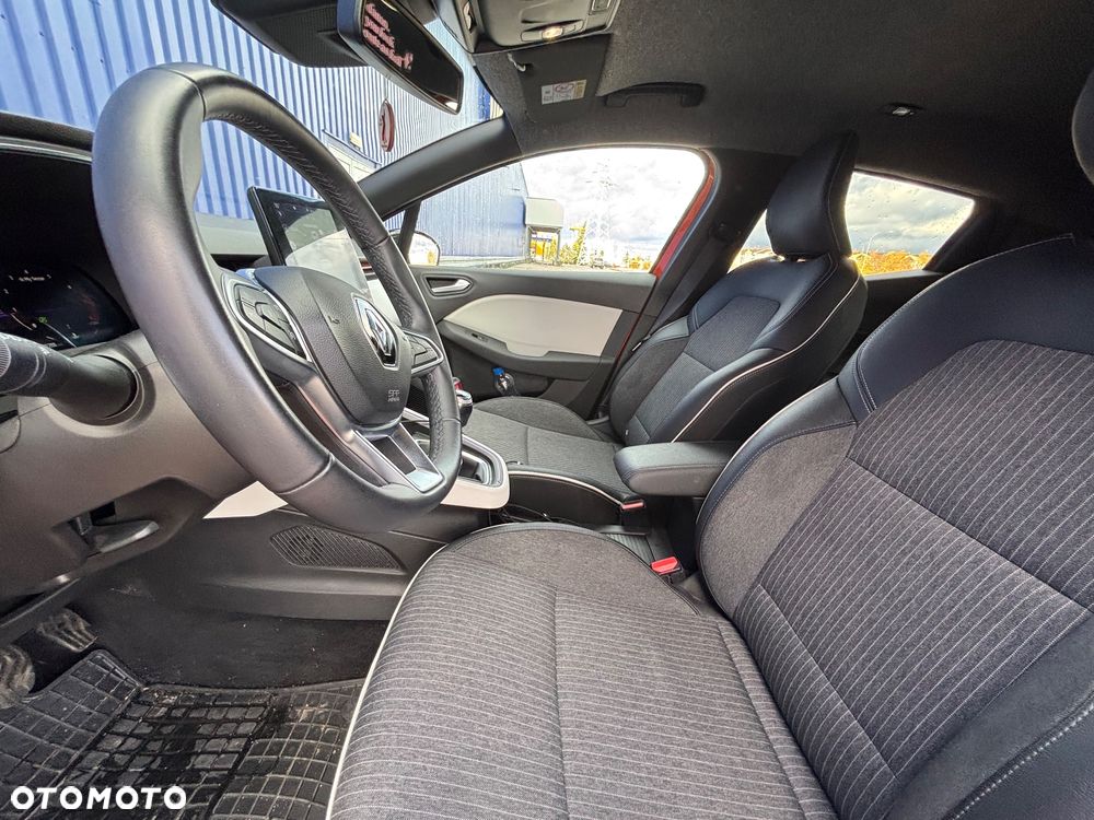 Renault Clio 1.0 TCe Techno - 8