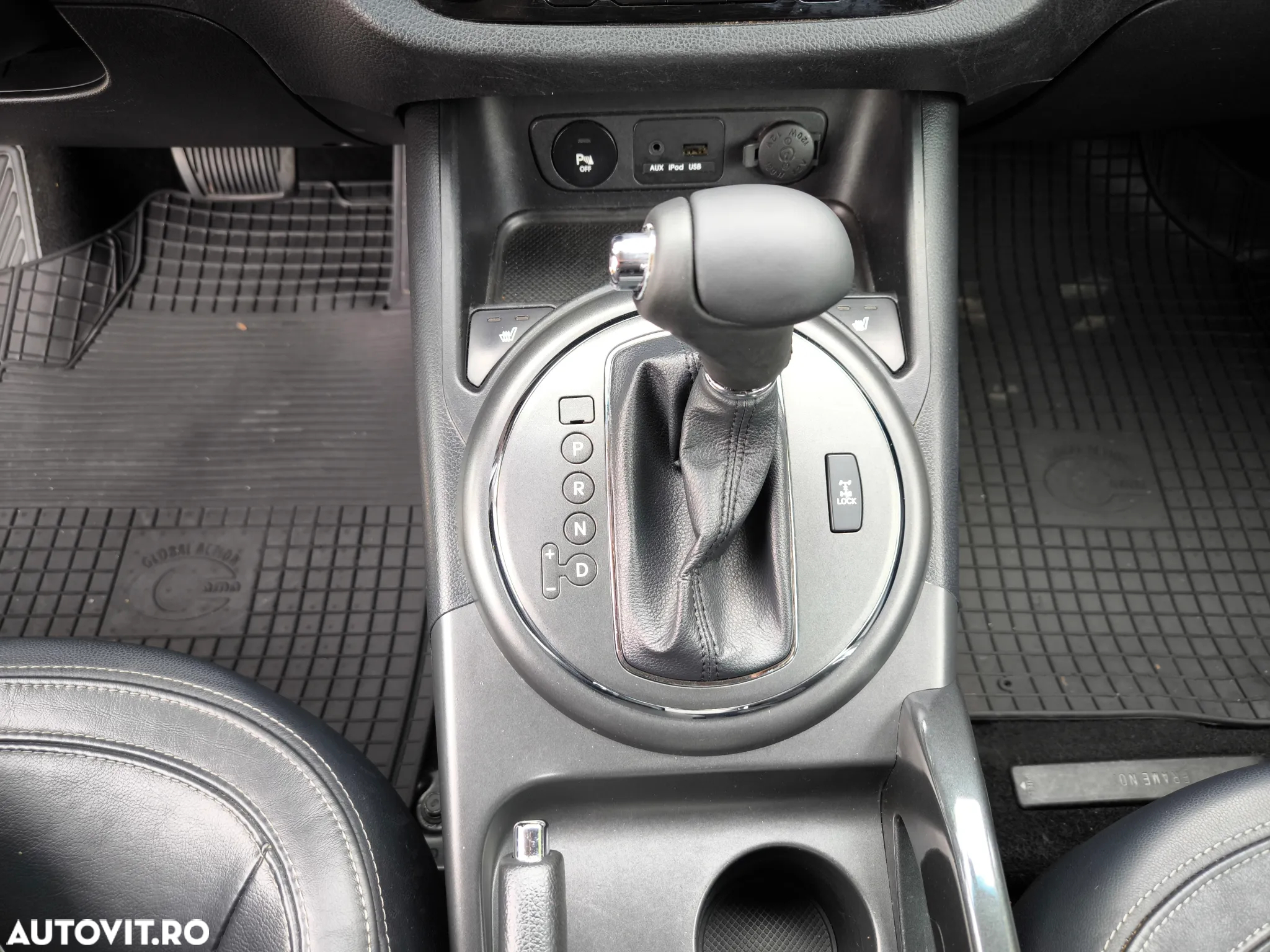 Kia Sportage 2.0 DSL 6AT 4x4 Style - 15