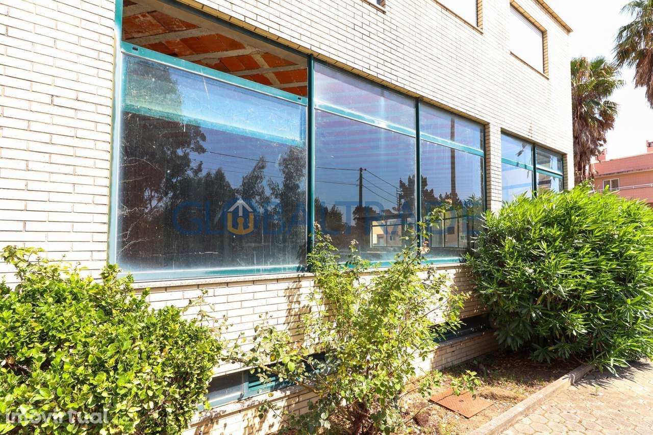 Loja Ampla e Versátil em Vila Nova de Gaia - Grande imagem: 3/28