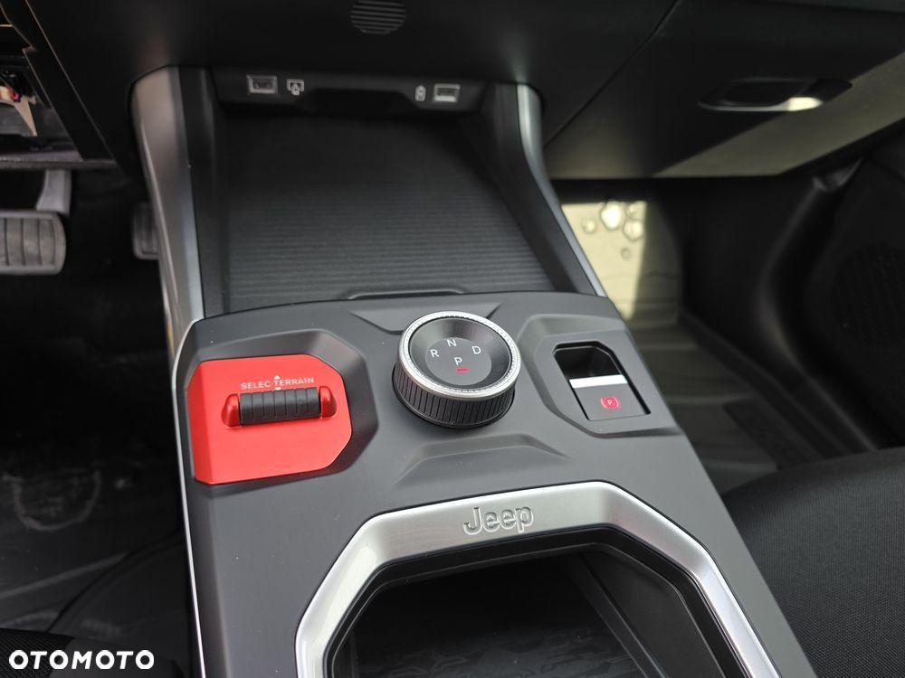 Jeep Compass 1.2 T3 mHEV Altitude FWD DCT - 21