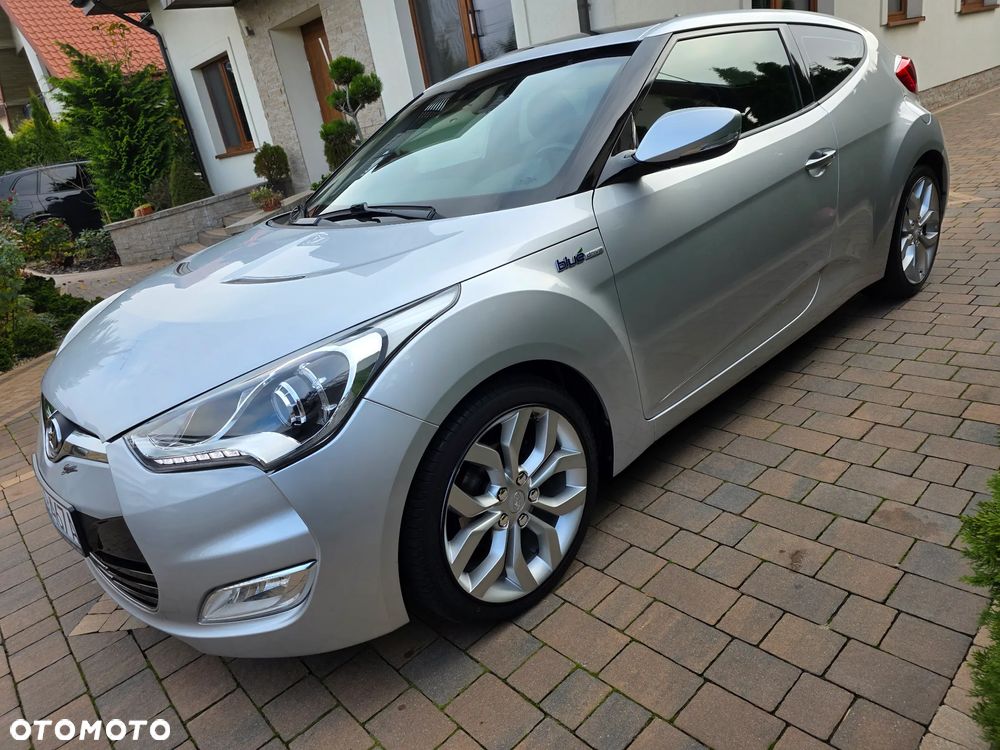 Hyundai Veloster - 18