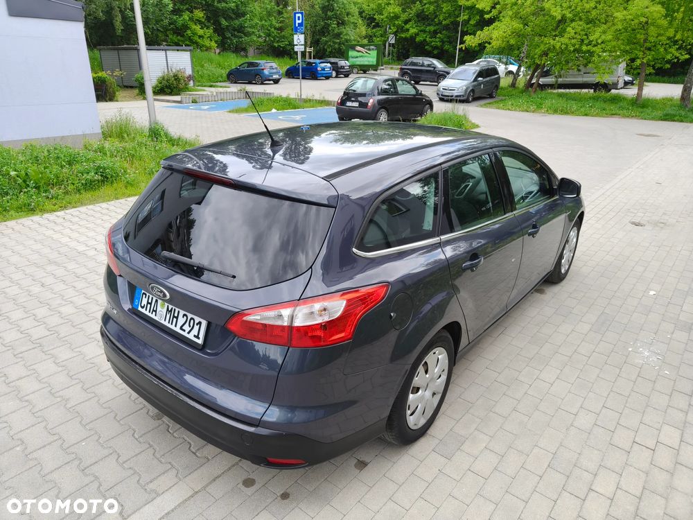 Ford Focus - 22