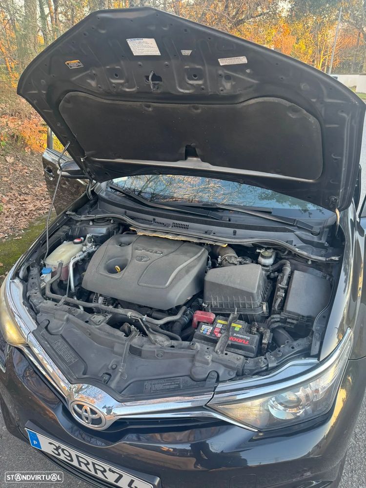 Toyota AURIS - 5