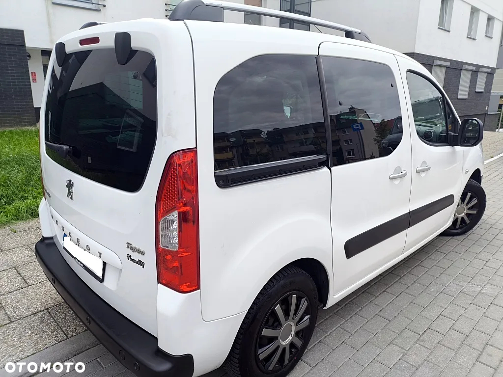 Peugeot Partner Tepee 90 Family - 11