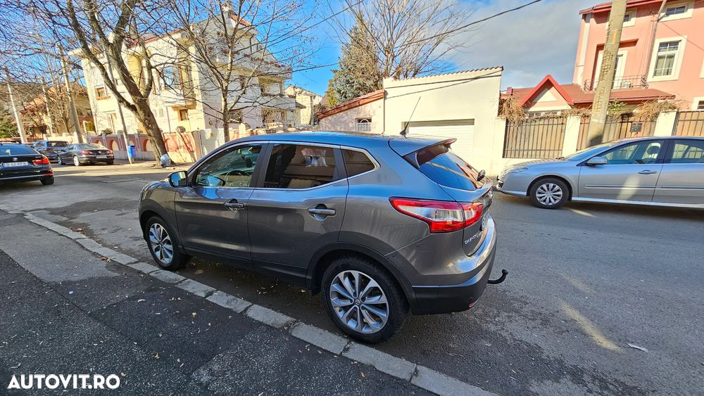 Nissan Qashqai 1.6 DCI Start/Stop X-TRONIC Tekna - 4