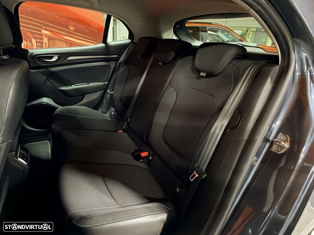 Renault Mégane 1.0 TCe Limited - 7