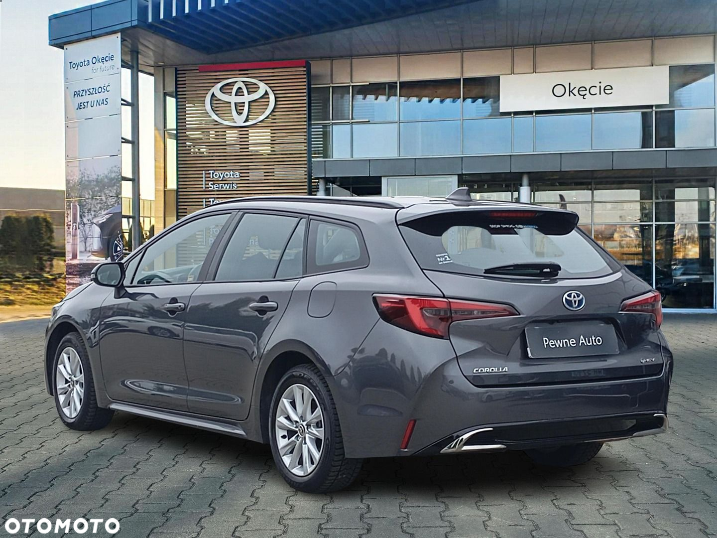 Toyota Corolla 2.0 Hybrid Comfort - 4