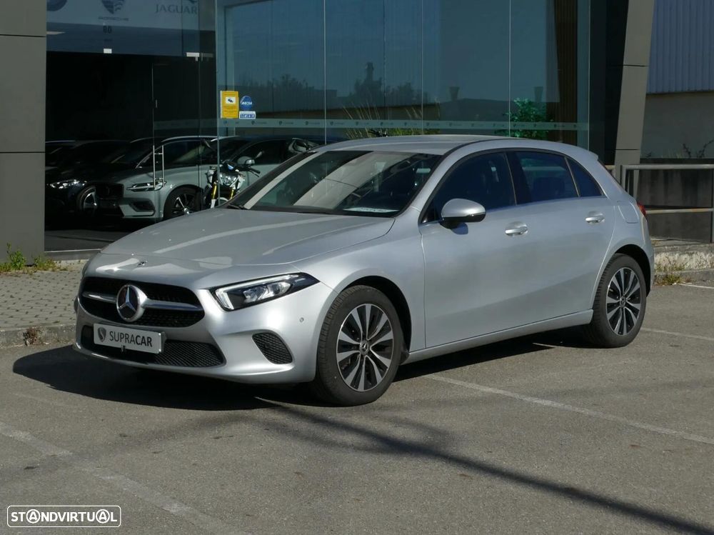 Mercedes-Benz A 250 e Style Plus - 2