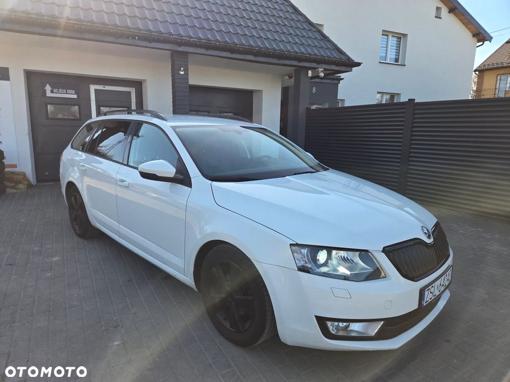 Skoda Octavia 1.6 TDI Ambition DSG - 3