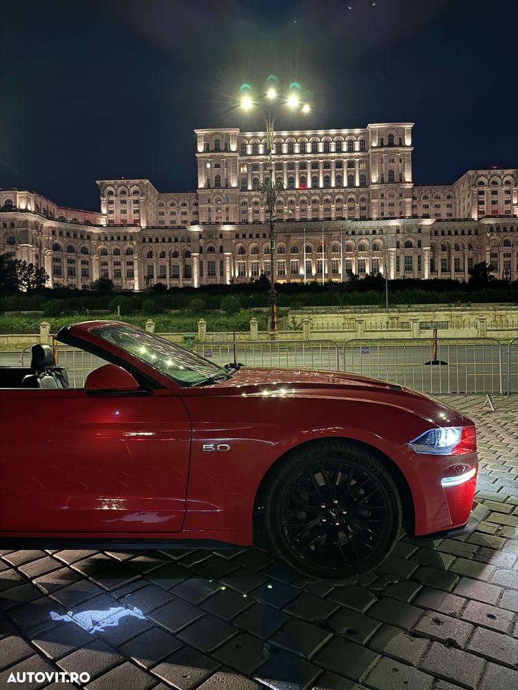 Ford Mustang - 6