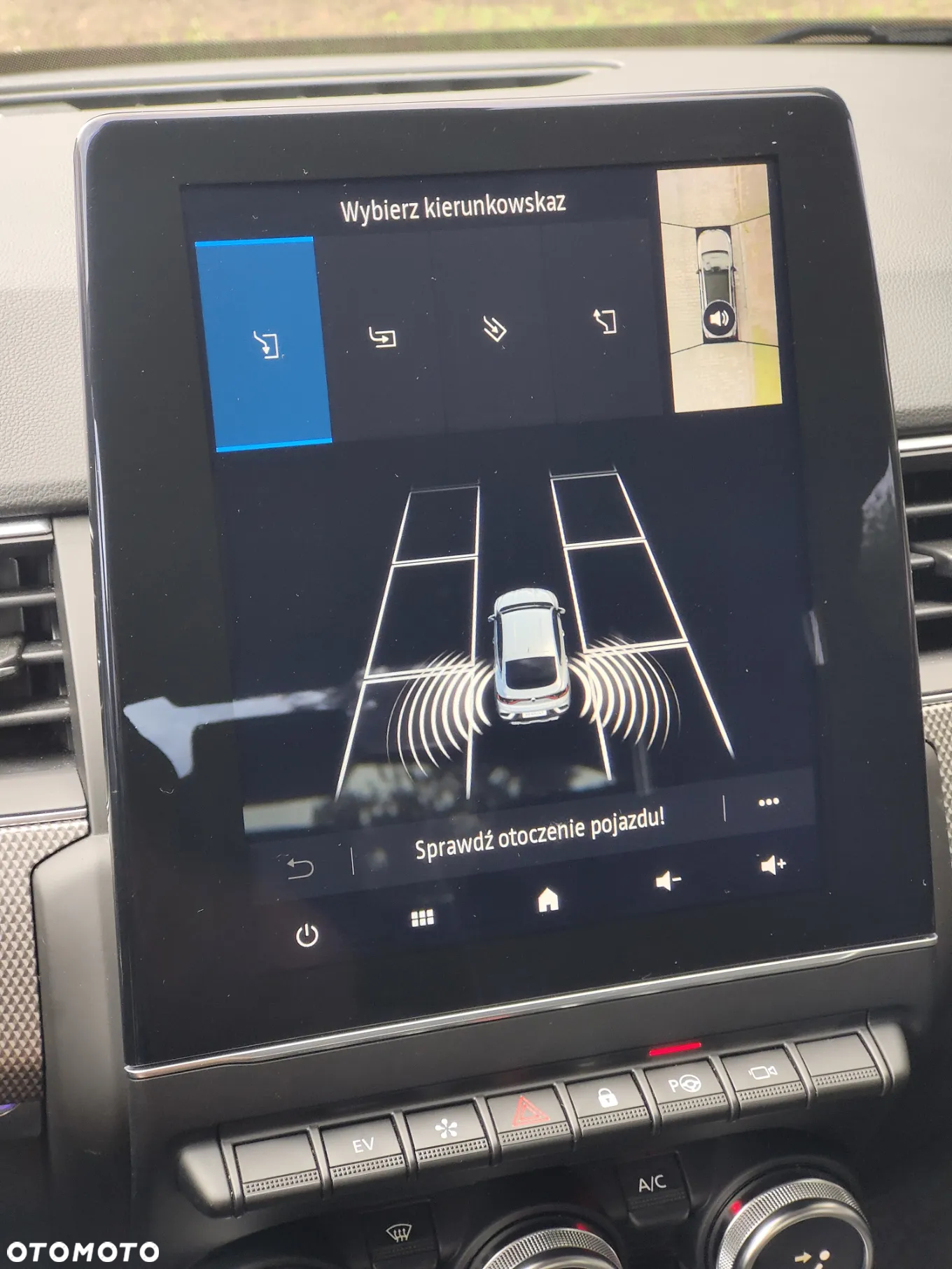 Renault Arkana E-TECH 145 INTENS - 30