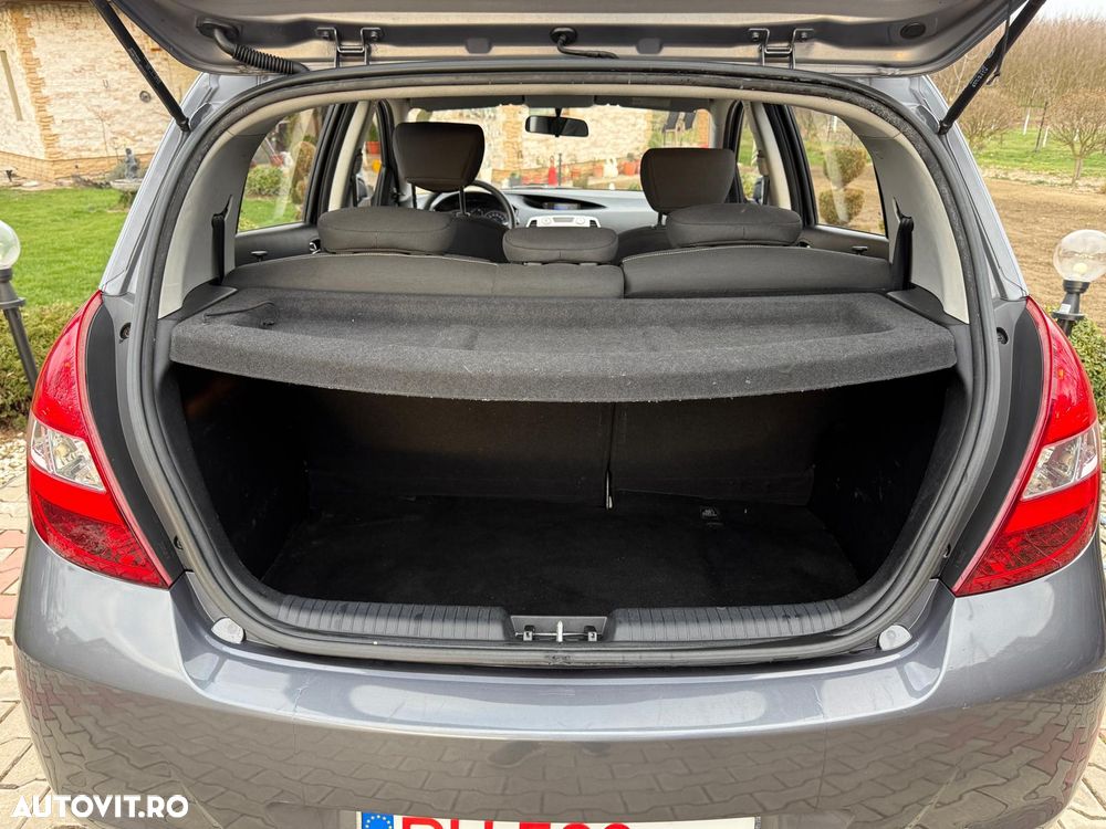 Hyundai i20 1.2 Comfort - 21