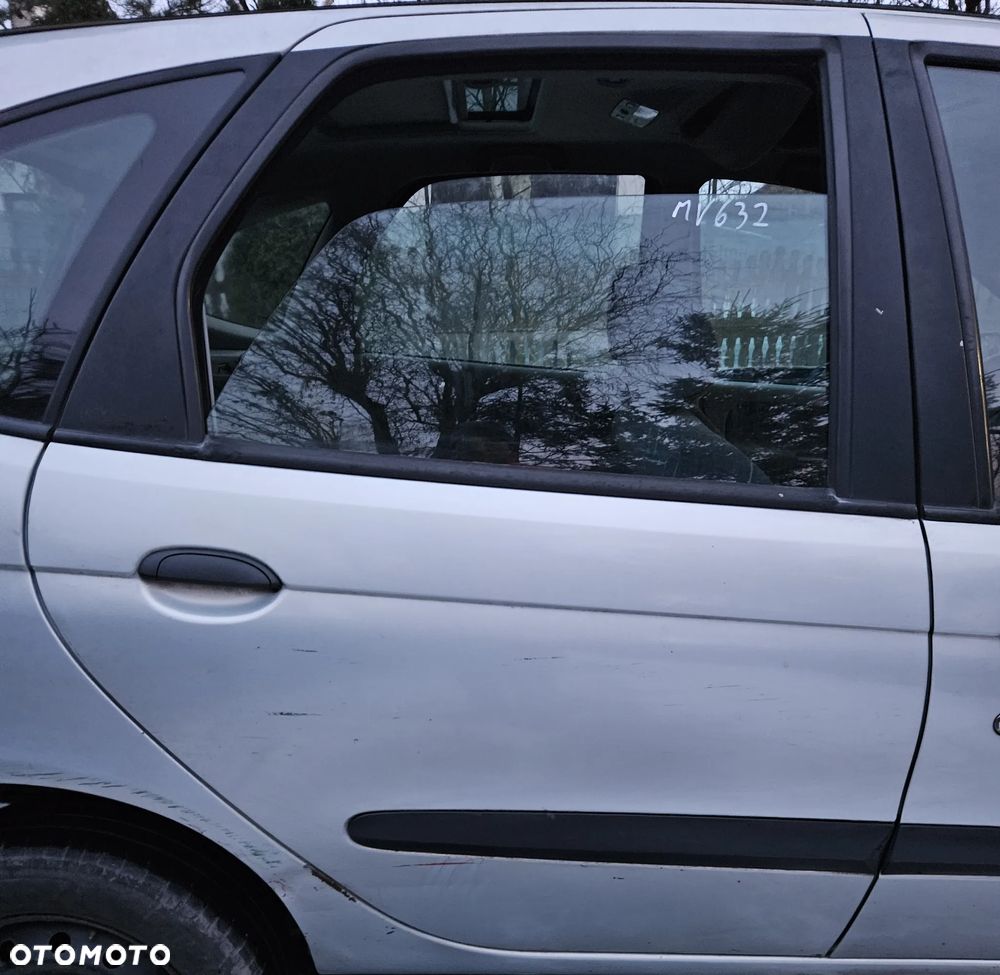 Renault Scenic I 1 lift drzwi tył tylne prawe lewe  MV632  NV472 - 4