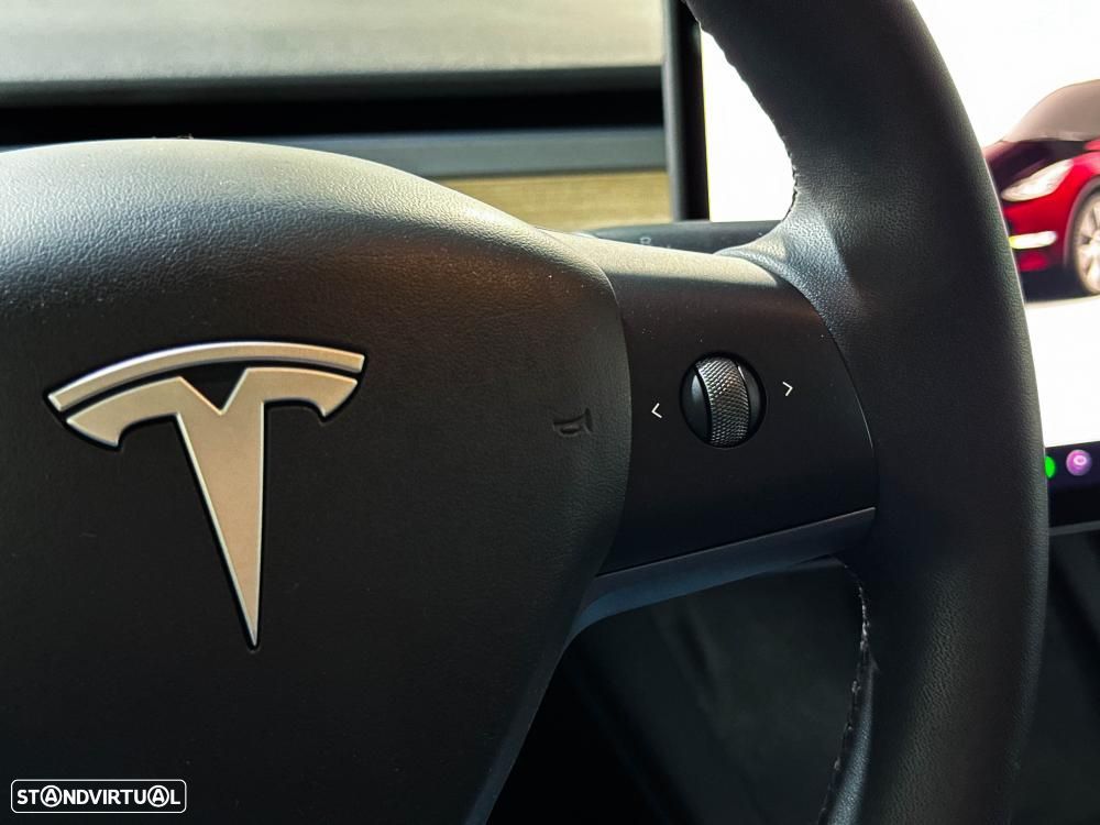 Tesla Model Y Standard - 41