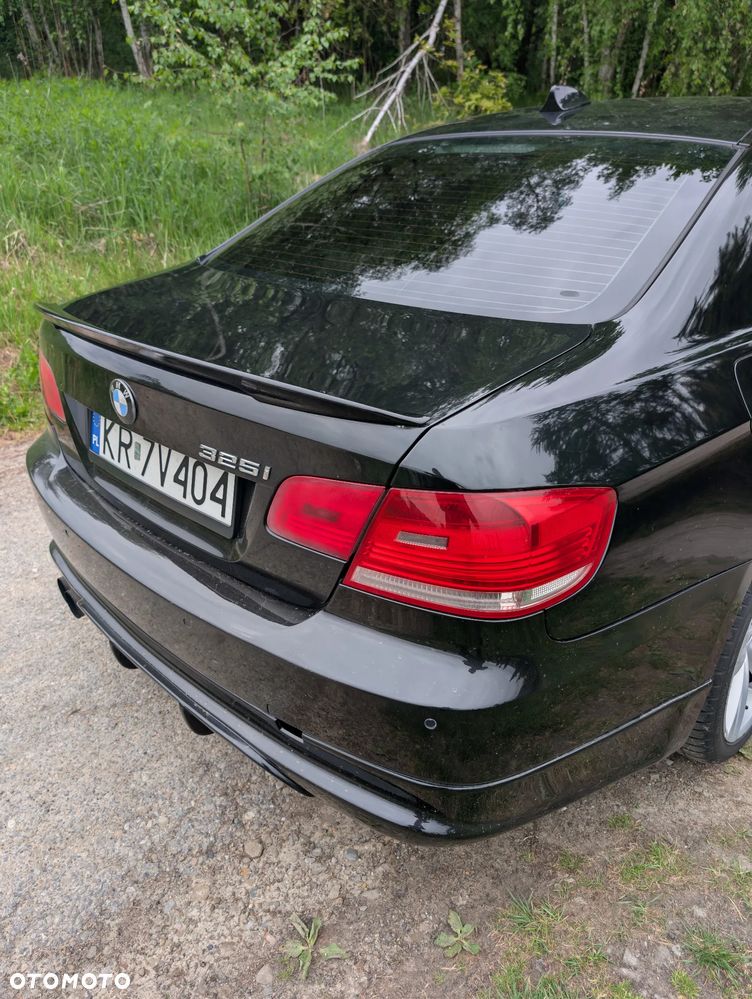 BMW Seria 3 325i - 7