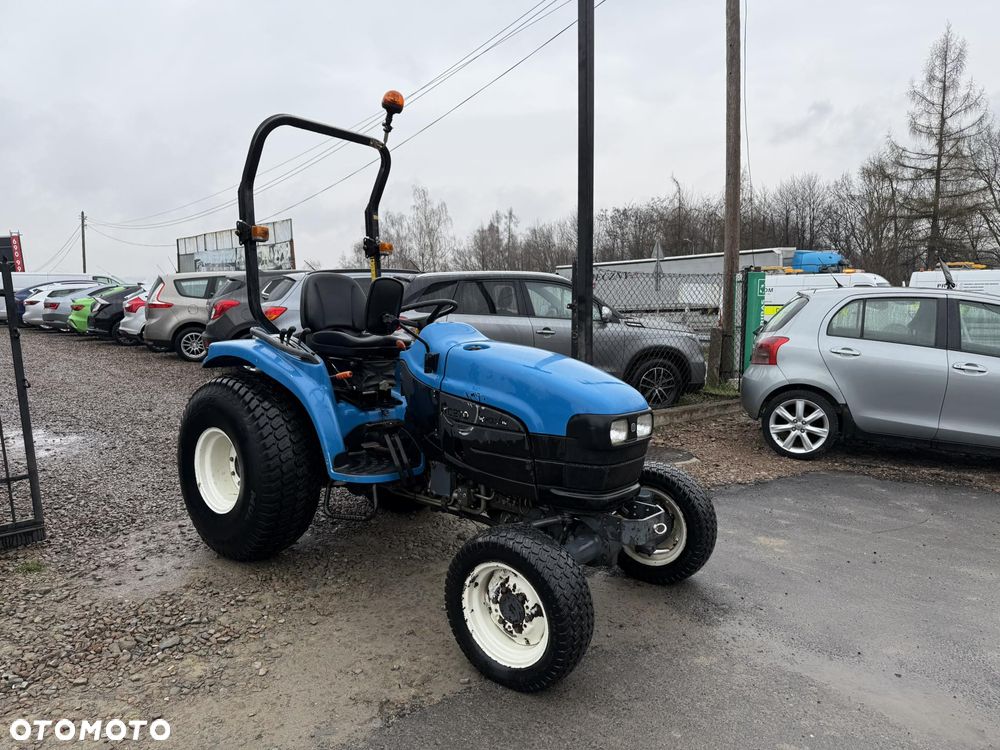 New Holland TC - 23