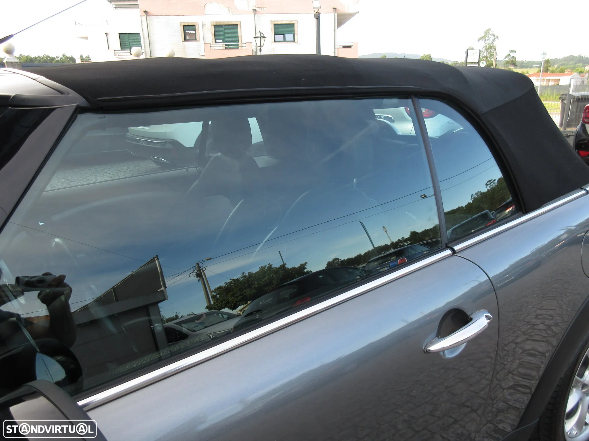 MINI Cabrio Cooper S - 21