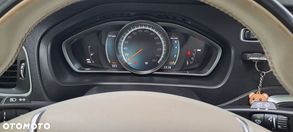 Volvo V40 T3 Geartronic Momentum - 31