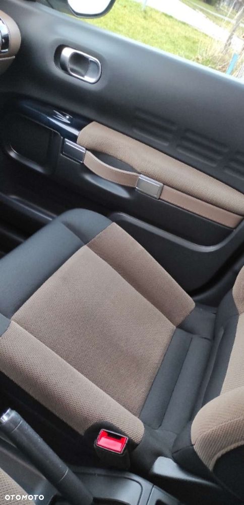 Citroën C4 Cactus - 23