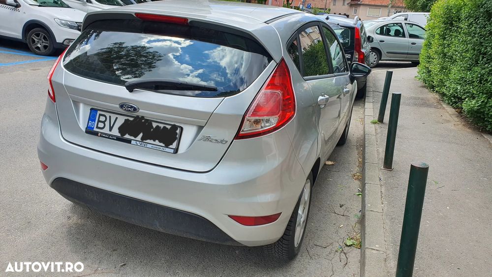 Ford Fiesta - 6