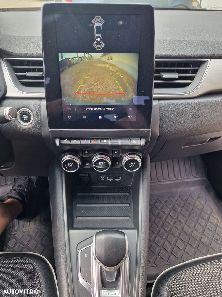 Renault Captur PHEV 160 Techno - 7