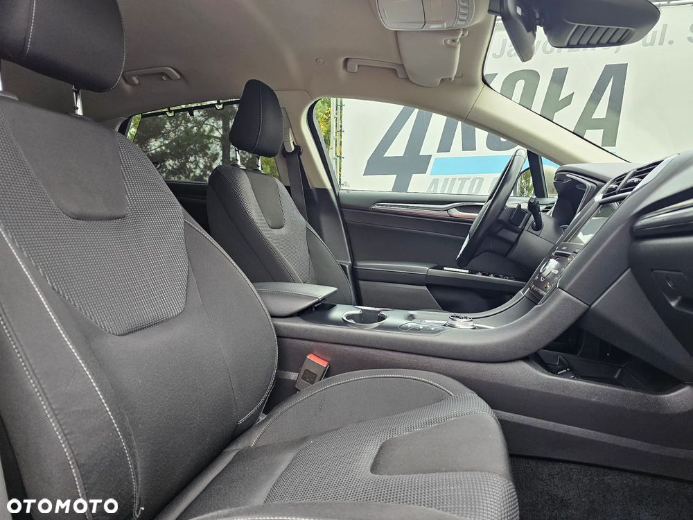 Ford Mondeo 2.0 TDCi Titanium PowerShift - 16