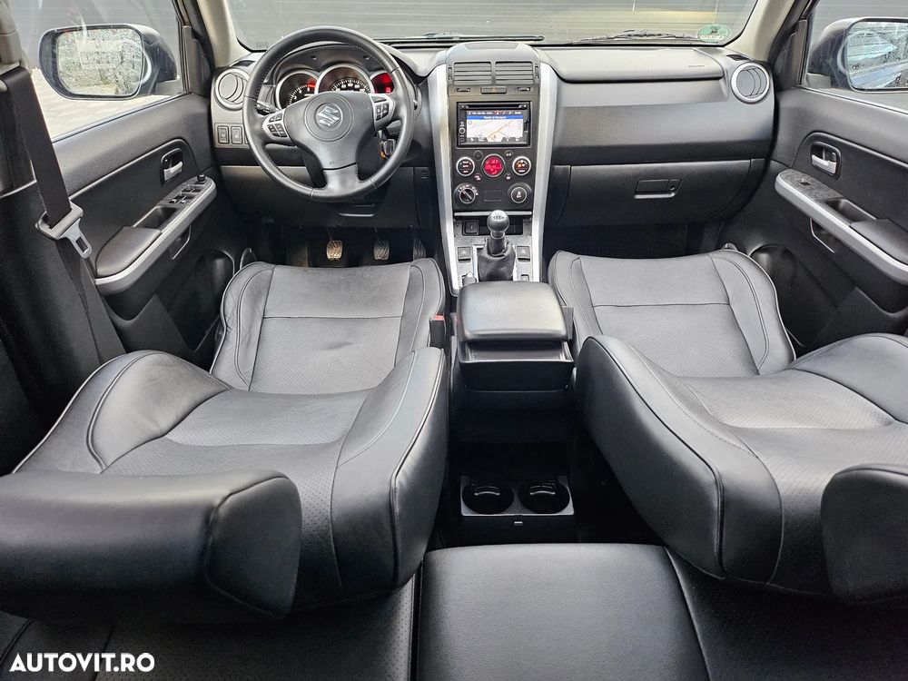 Suzuki Grand Vitara 1.9 DDIS JLX - 20