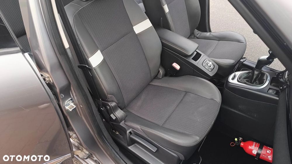 Renault Grand Scenic dCi 110 FAP EDC Expression - 21
