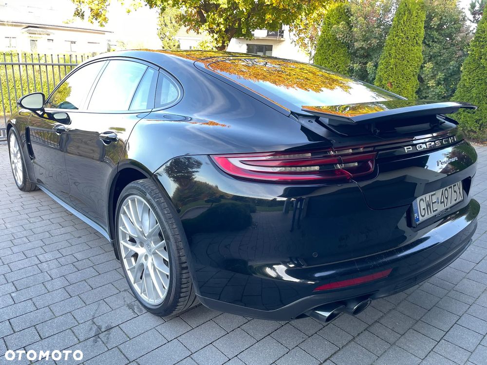 Porsche Panamera - 9