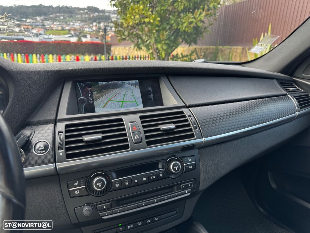 BMW X6 xDriveM50d - 12