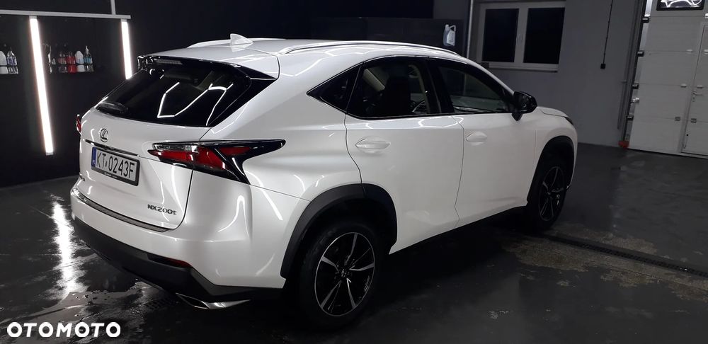 Lexus NX 200t Elite AWD - 4