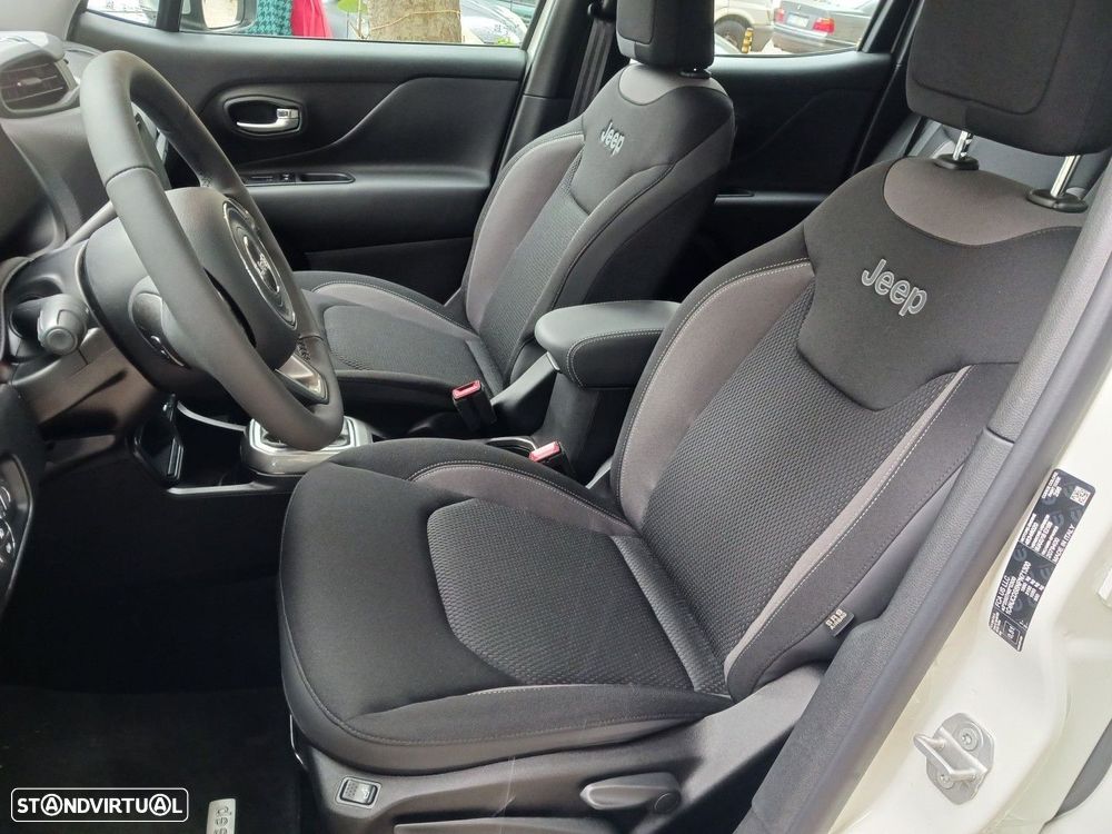 Jeep Renegade 1.6 MJD Limited - 31