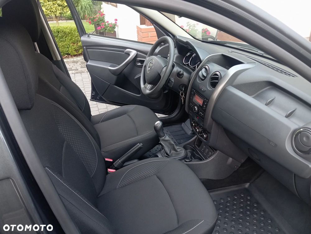 Dacia Duster 1.6 SCe Laureate S&S - 32