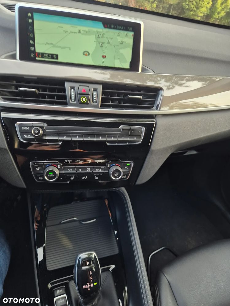 BMW X1 sDrive18i - 6