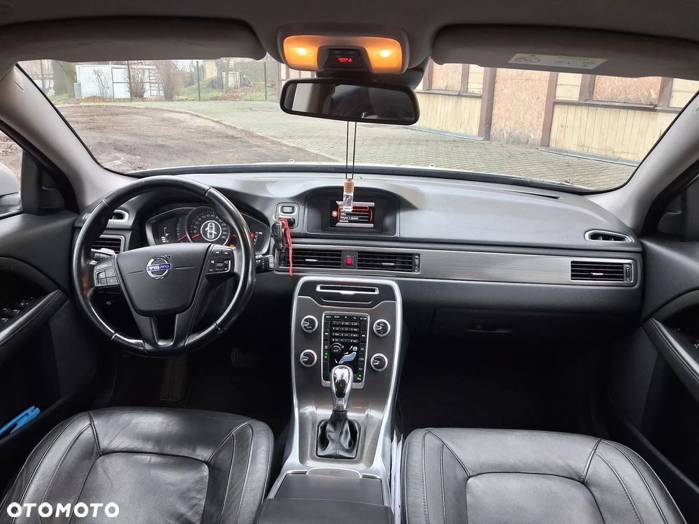 Volvo V70 T5 Geartronic Summum - 9