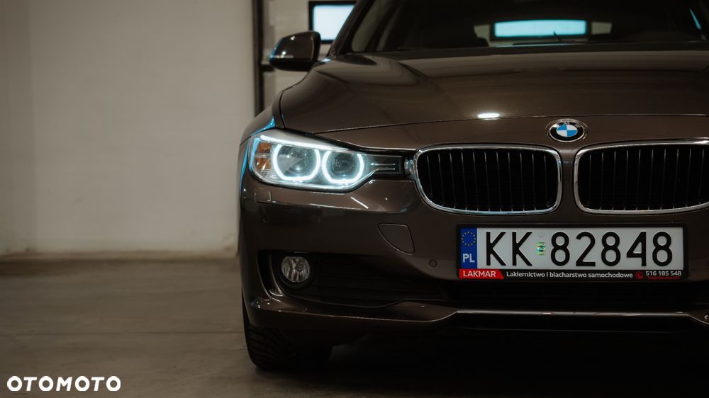 BMW Seria 3 318d - 3