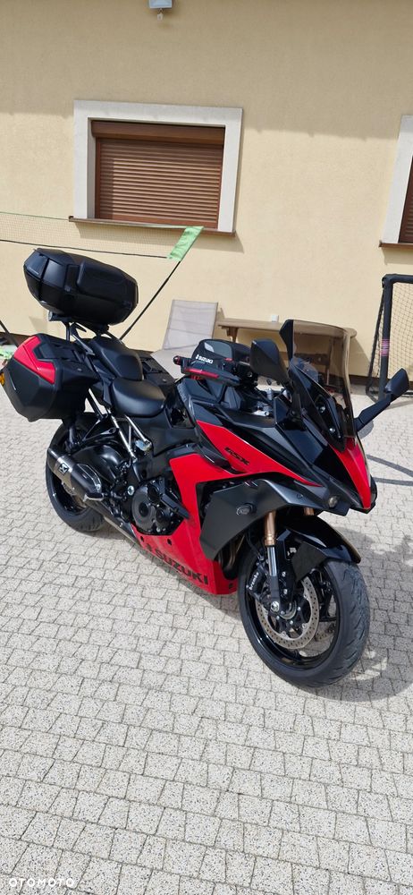 Suzuki GSX 1000 - 1