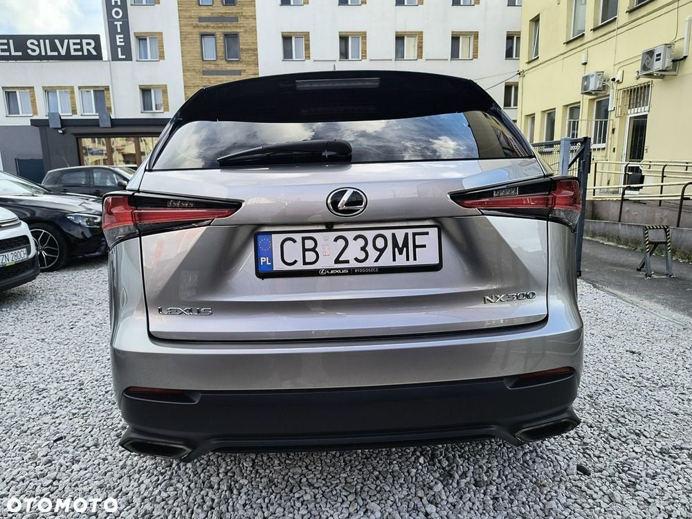 Lexus NX 300 Business Edition AWD - 6