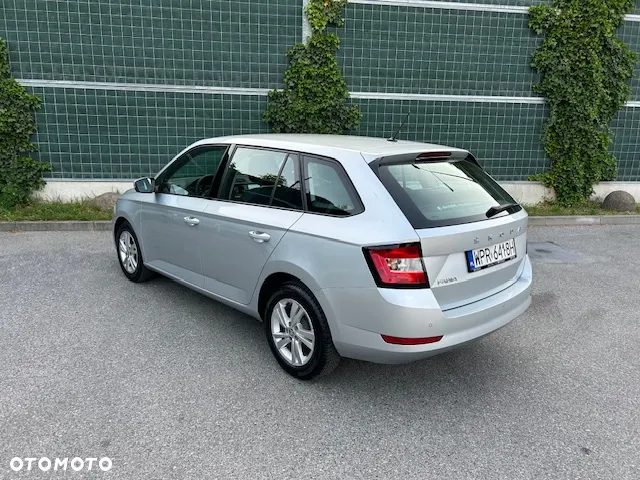 Skoda Fabia 1.0 TSI Ambition - 10