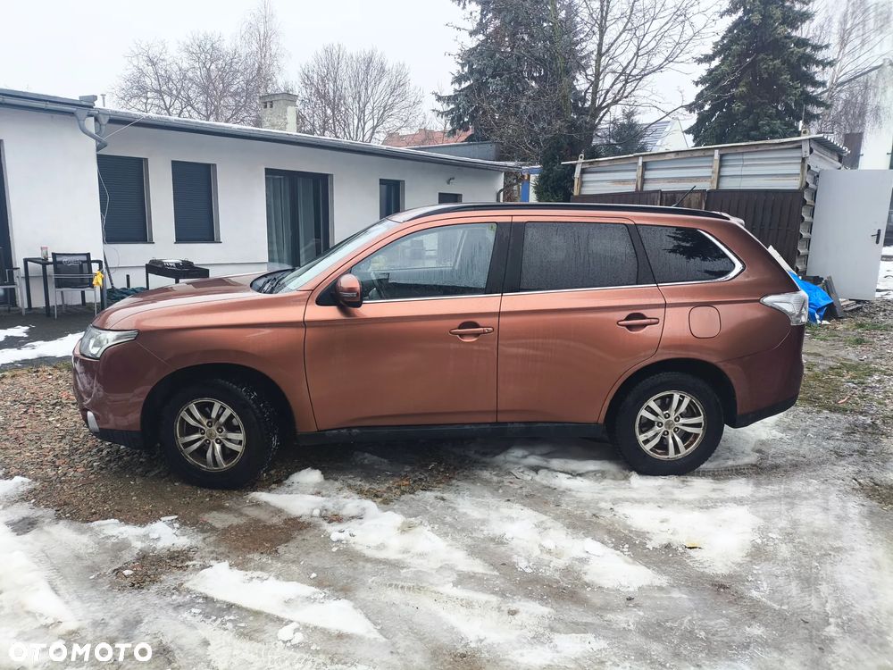 Mitsubishi Outlander 2.0 Intense - 6