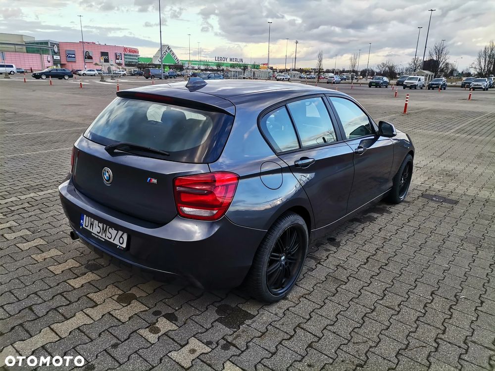 BMW Seria 1 114d Sport Line - 11