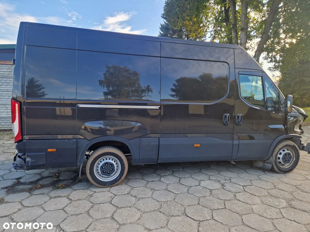 Iveco Daily 35S18 Hi-Matic - 4