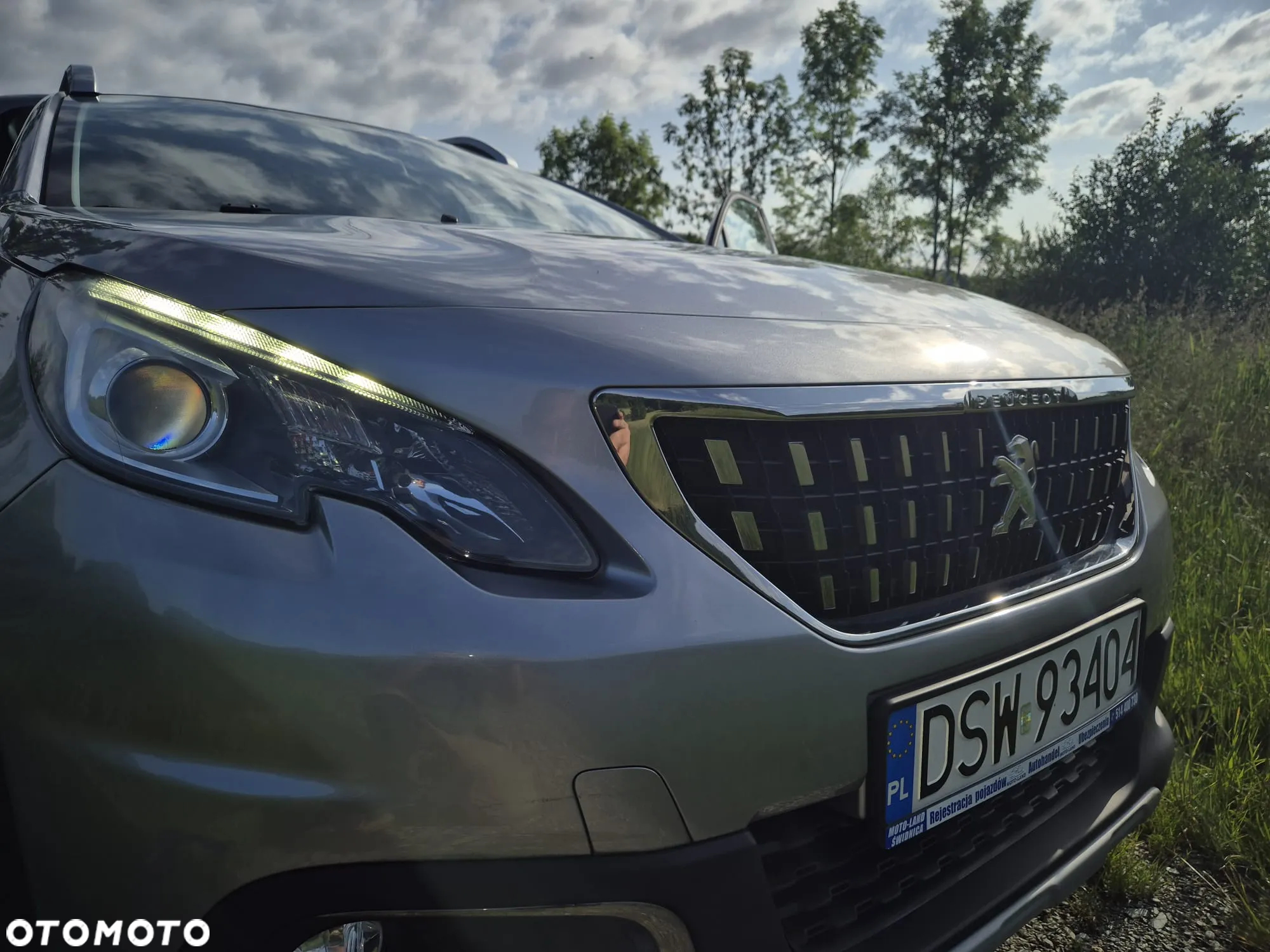 Peugeot 2008 1.2 Pure Tech Allure S&S - 2