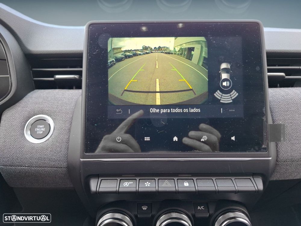 Renault Clio 1.0 TCe Techno - 23