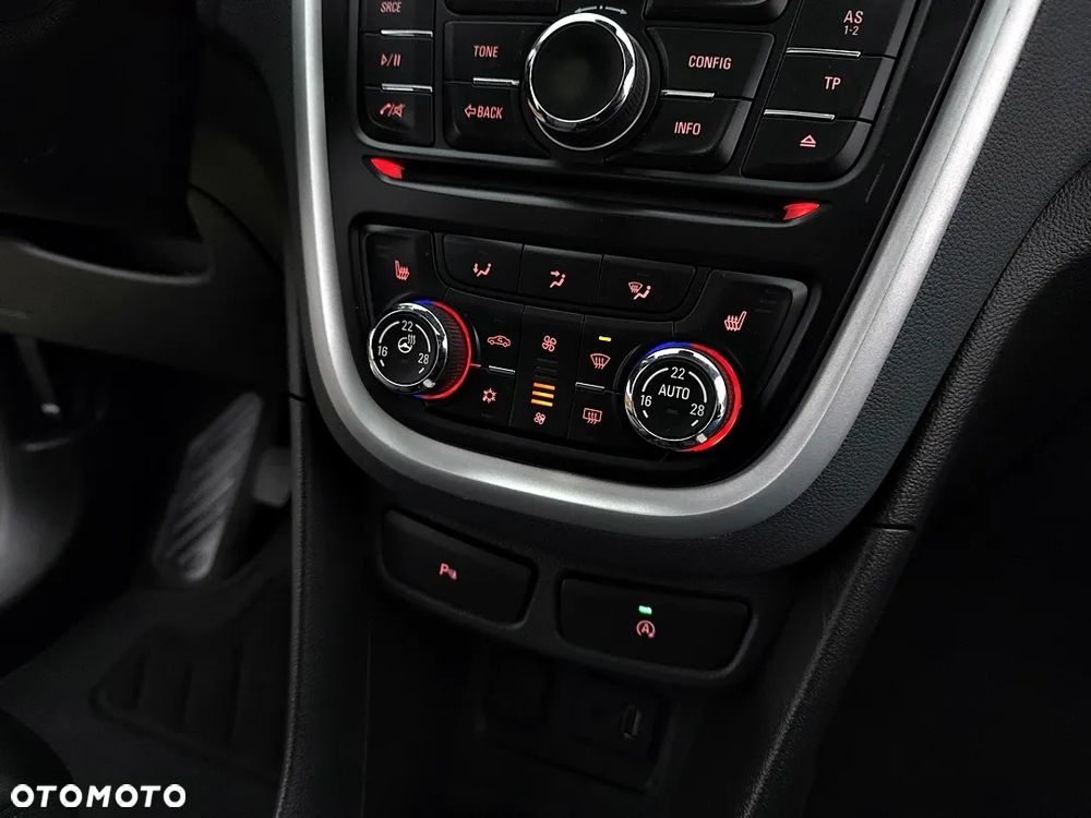 Opel Mokka 1.4 T Cosmo S&S - 30