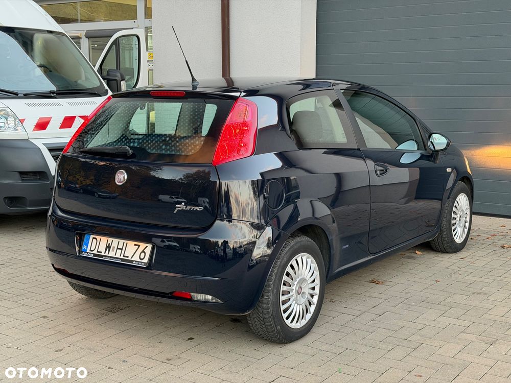 Fiat Grande Punto 2007 photo 5